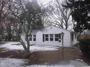 115 E Sterns Rd, Temperance, MI 48182