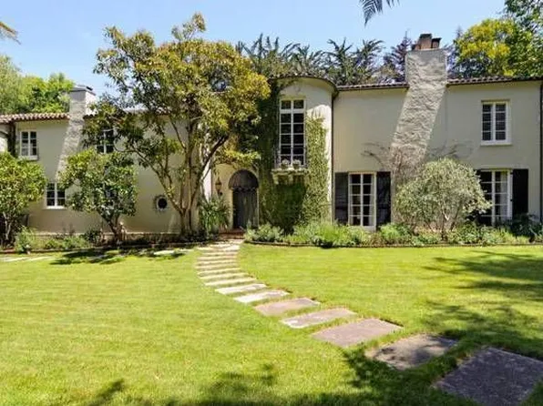 828 Irwin Dr, Hillsborough, CA 94010