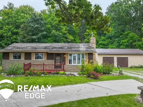 10235 Maple Rd, Birch Run, MI 48415