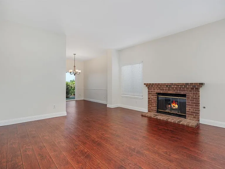 1816 Willowspring Dr — Photo 5