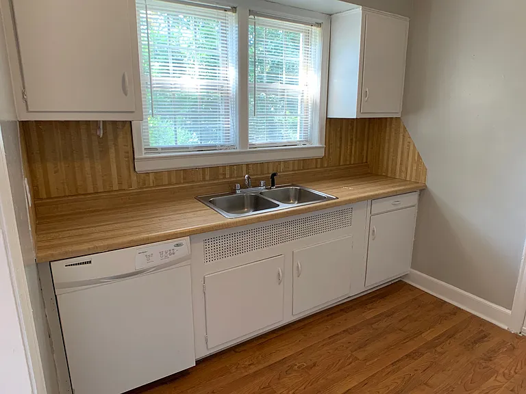 917 Oxmoor Rd #201 — Photo 31