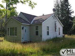 1107 21st Rd, Bark River, MI 49807