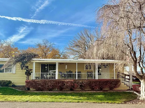 842 W Midway St #C43, Filer, ID 83328