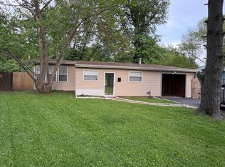 6824 Waterleigh Dr, Saint Louis, MO 63134