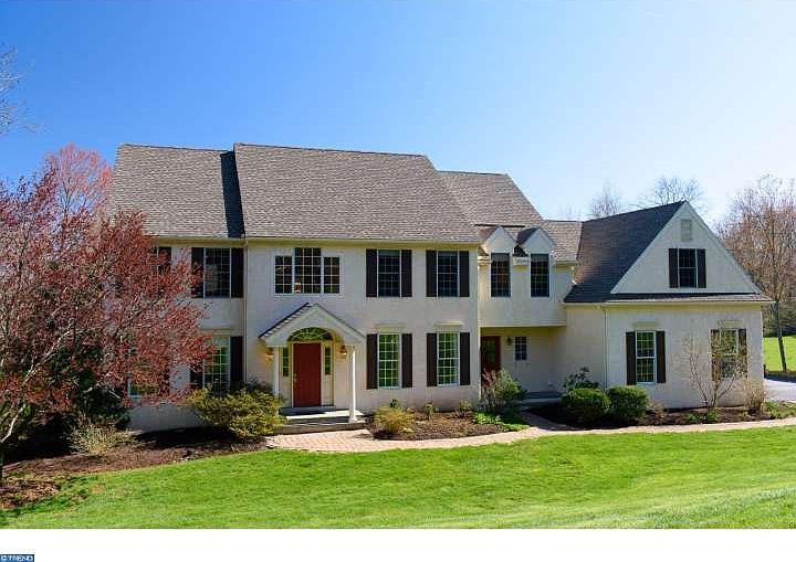 1st image of 5 Forest Glen Dr