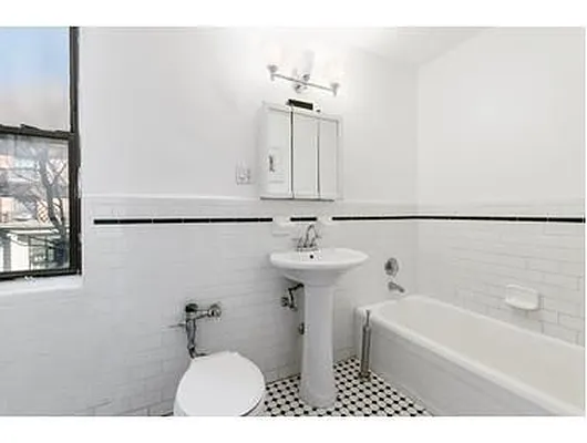 Sold by Douglas Elliman | media 19