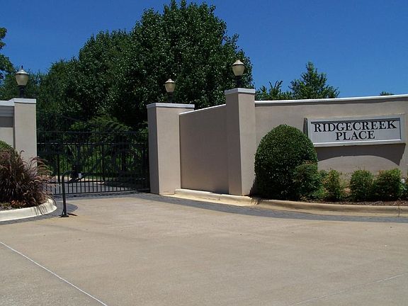 Private and gated small sub division at the deadend of Southtown drive between Walmart and Target! Not many know it's there. Borders Hollytree Country Club Golf Course.