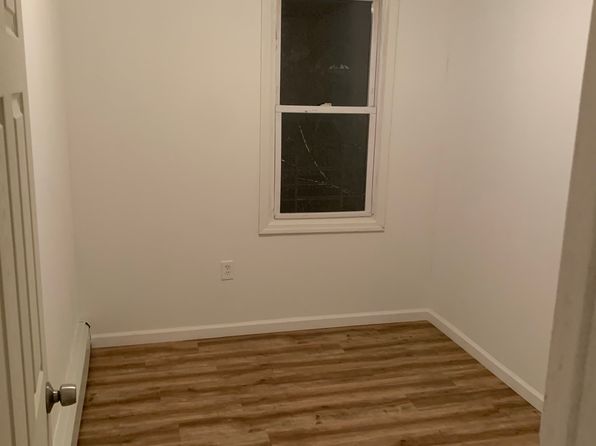 109 Laurel Ave FLOOR 2