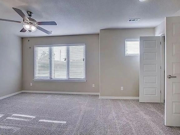 2nd image of 1596 N Leverett Ave
