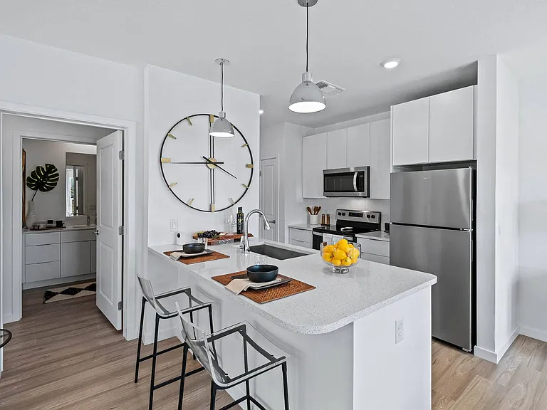 Altis Grand Suncoast Apartments — Photo 25