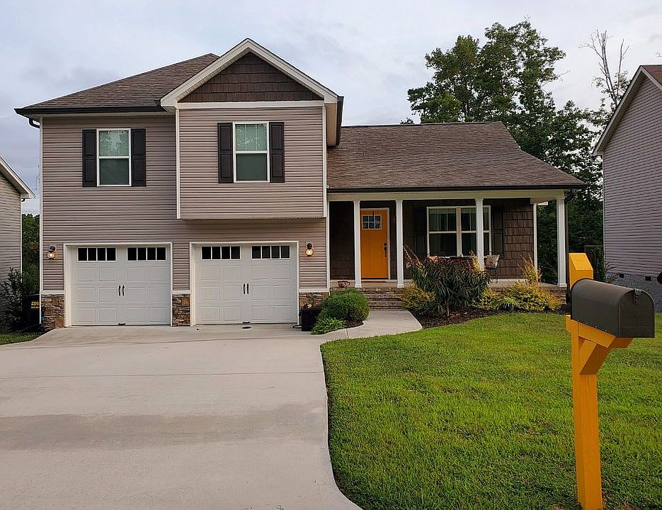 1st image of 2028 Short Leaf Ln