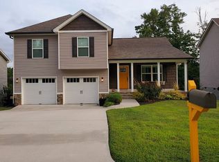 2028 Short Leaf Ln, Soddy Daisy, TN 37379