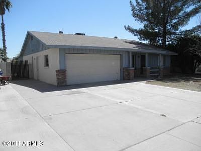 4th image of 2009 E Yale Dr