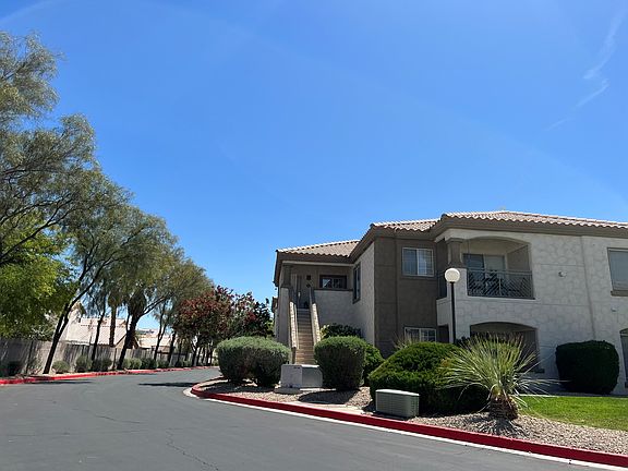 3rd image of 6909 Squaw Mountain Dr Unit 204