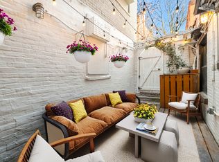 51 Charles St APT 1, New York, NY 10014