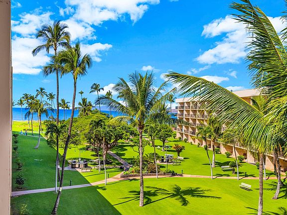 3rd image of 1032 S Kihei Rd #B402
