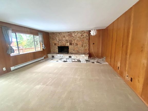 5th image of 19827 25th Ave NE