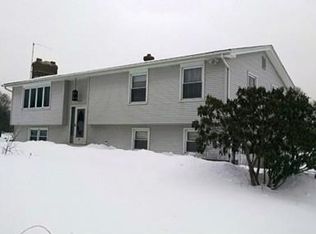19 Berwyn Street Ext, South Hadley, MA 01075