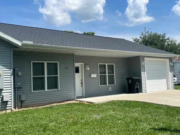 602 S Linden St, Effingham, IL 62401