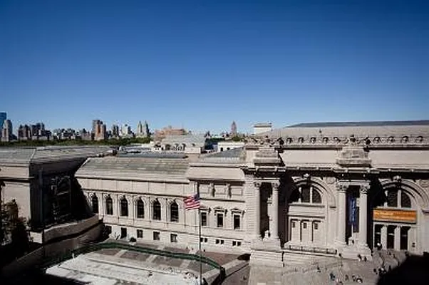 Sold by Corcoran | media 5