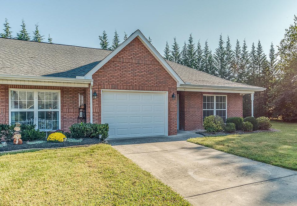 1st image of 3024 Yearling Ln