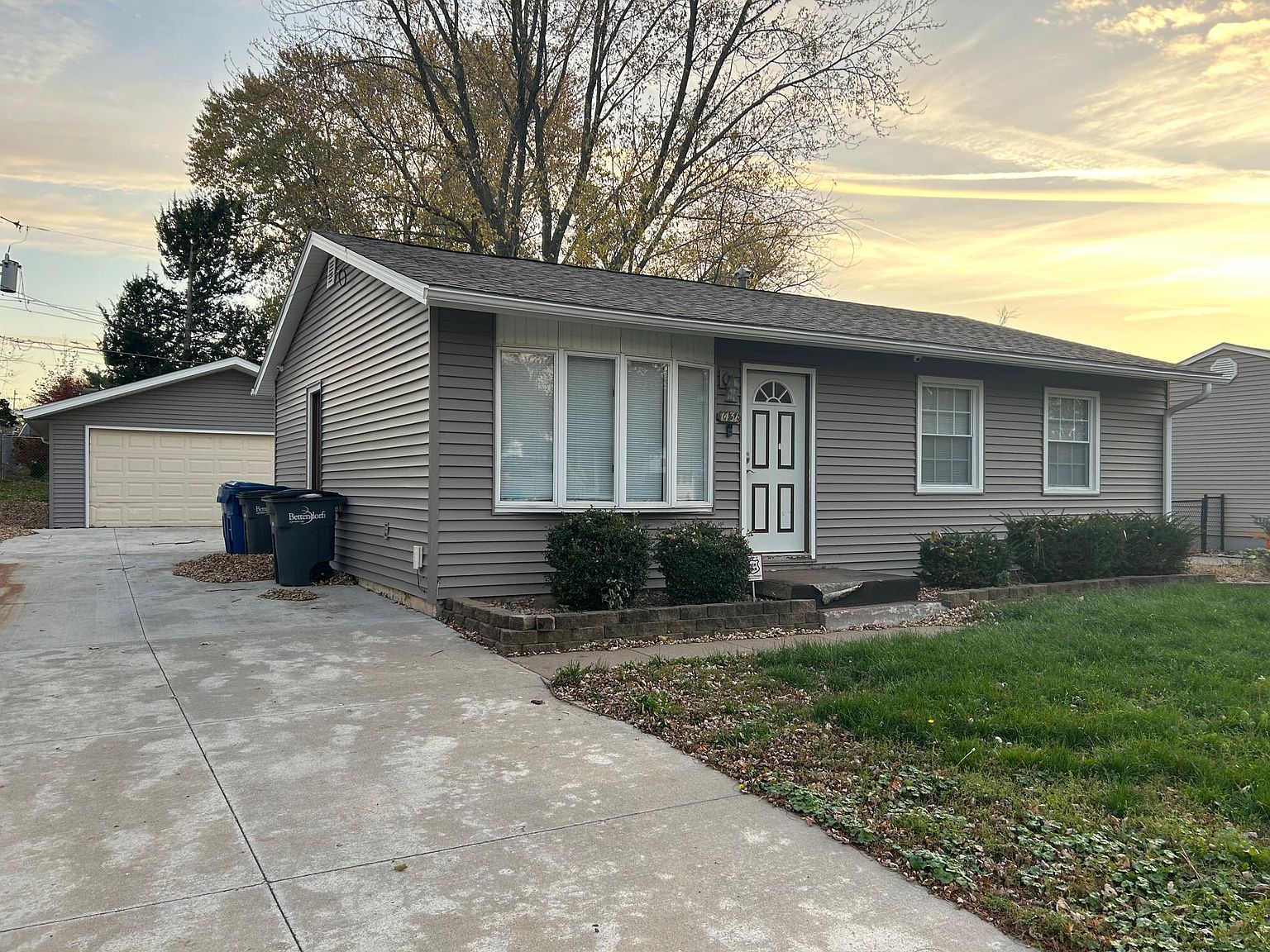 1431 Golden Valley Dr, Bettendorf, IA 52722 Zillow