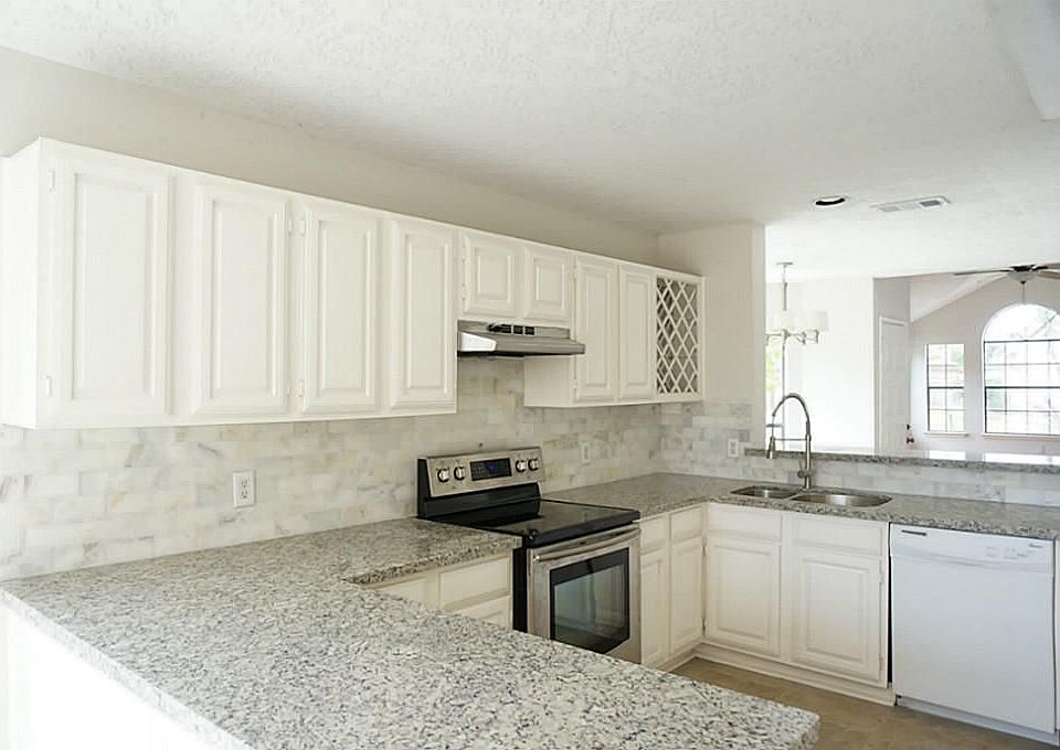 1st image of 1511 Bradney Dr