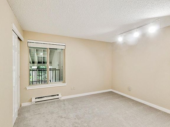 5th image of 8111 146th Ct NE