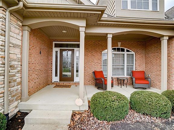 4th image of 9769 Scotch Pine Dr