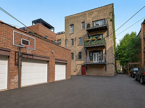 5th image of 443 W Aldine Ave APT 3