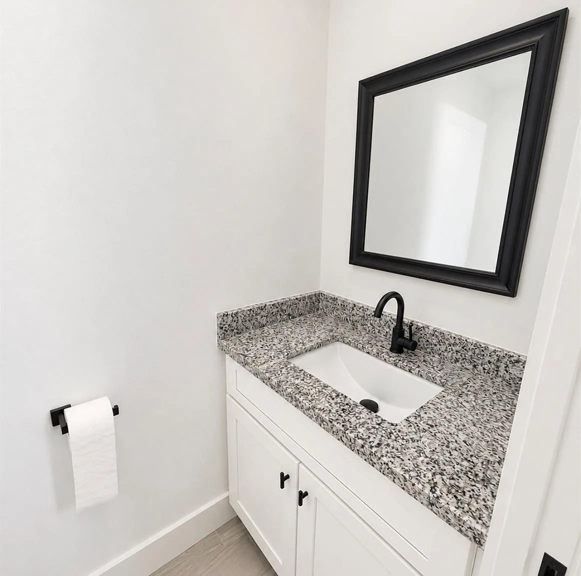 3 bed, 2.5 bath, 1748 sqft, $1,850 — Photo 2