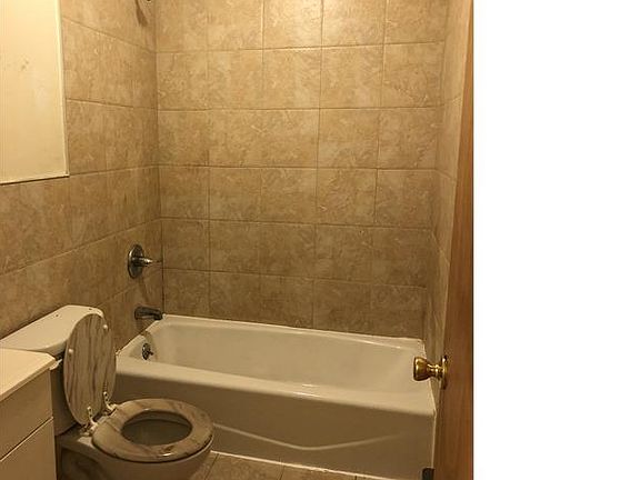 5th image of 138 Osgood Ave #Wh