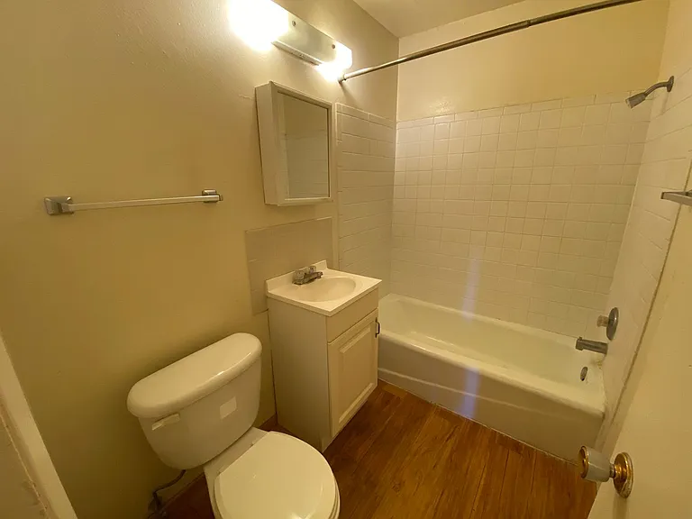 124 Harvard Dr SE — Photo 25