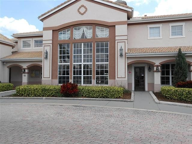 1st image of 122 SW Peacock Blvd APT 12-103