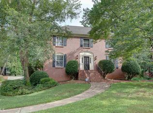 3879 Wentworth Ln, Lilburn, GA 30047