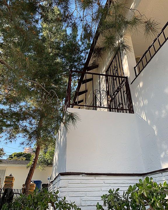 1st image of 431 Ulysses St