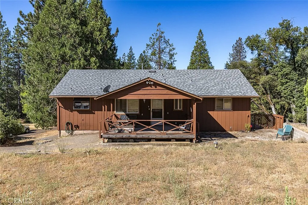 2340 Harris Rd photo 1