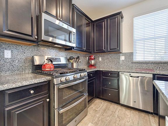 2nd image of 1008 Essington Ln