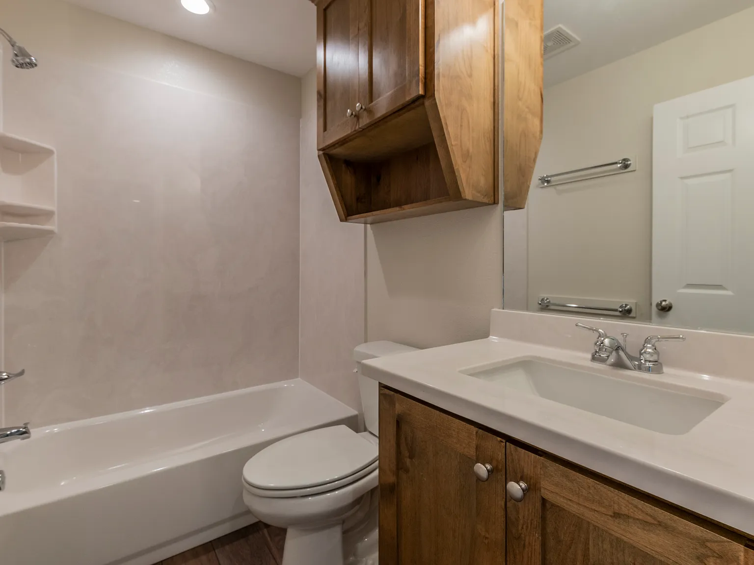 3 bed, 1471 sqft, $1,745 — Photo 2