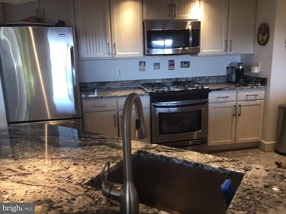 5th image of 1276 N Wayne St APT 1222