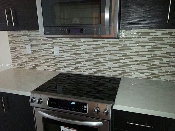 5th image of 10280 NW 70th Ter #10280