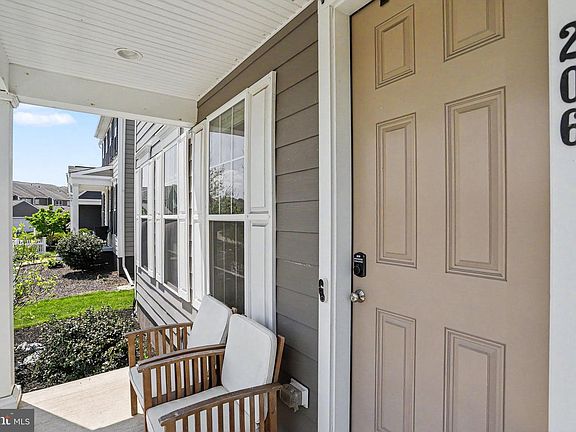 2nd image of 206 Annika Way