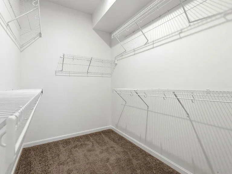 6029 Bluecrest Dr — Photo 41