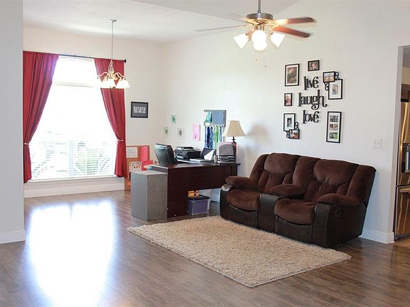 4th image of 2040 Stennis Dr