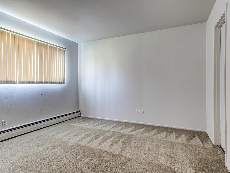 Cedar Creek Apartments — Photo 26
