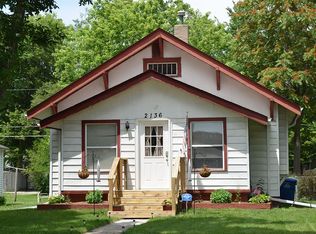 2136 E Walnut St, Des Moines, IA 50317