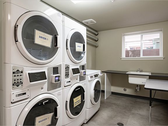 4th image of 4743 21st Ave NE #303