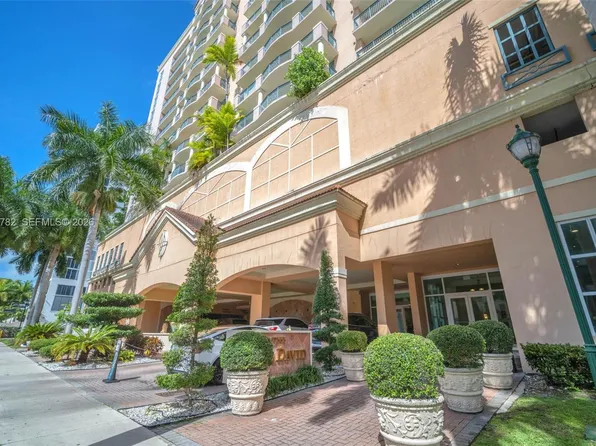 17555 Atlantic Blvd APT 707, Sunny Isles Beach, FL 33160