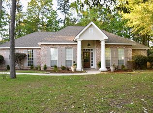305 Chestnut Oak Dr, Mandeville, LA 70448