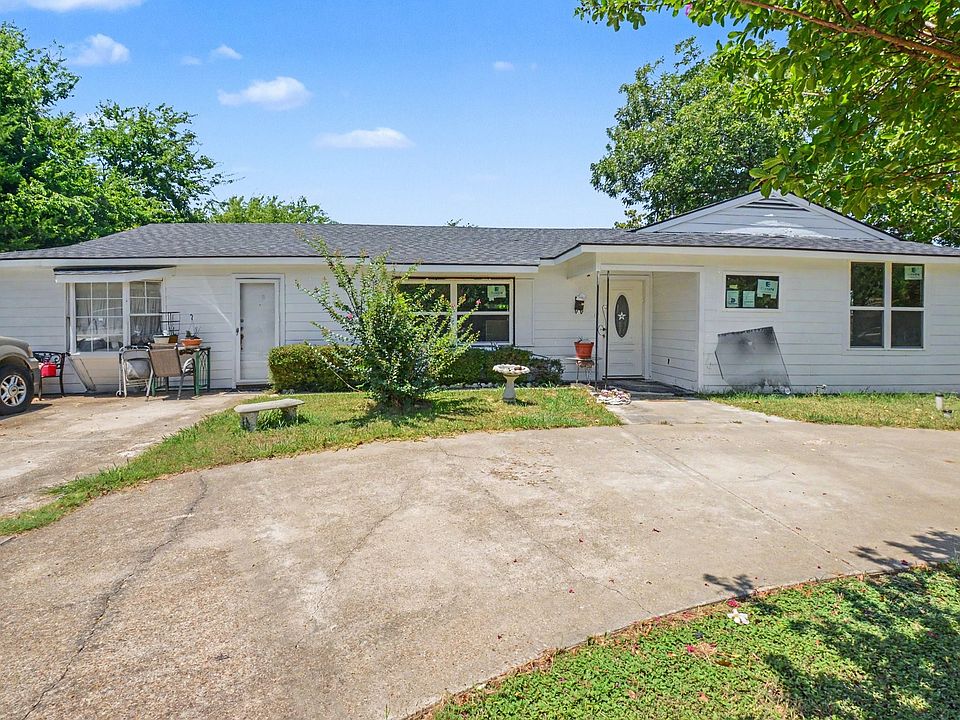 1st image of 3623 Castle Hills Dr